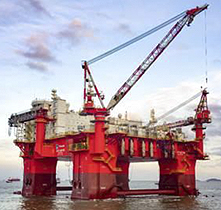 OFFSHORE CRANE